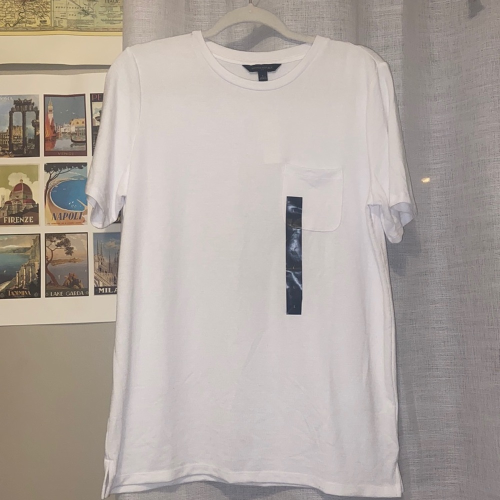 Banana Republic T-Shirt